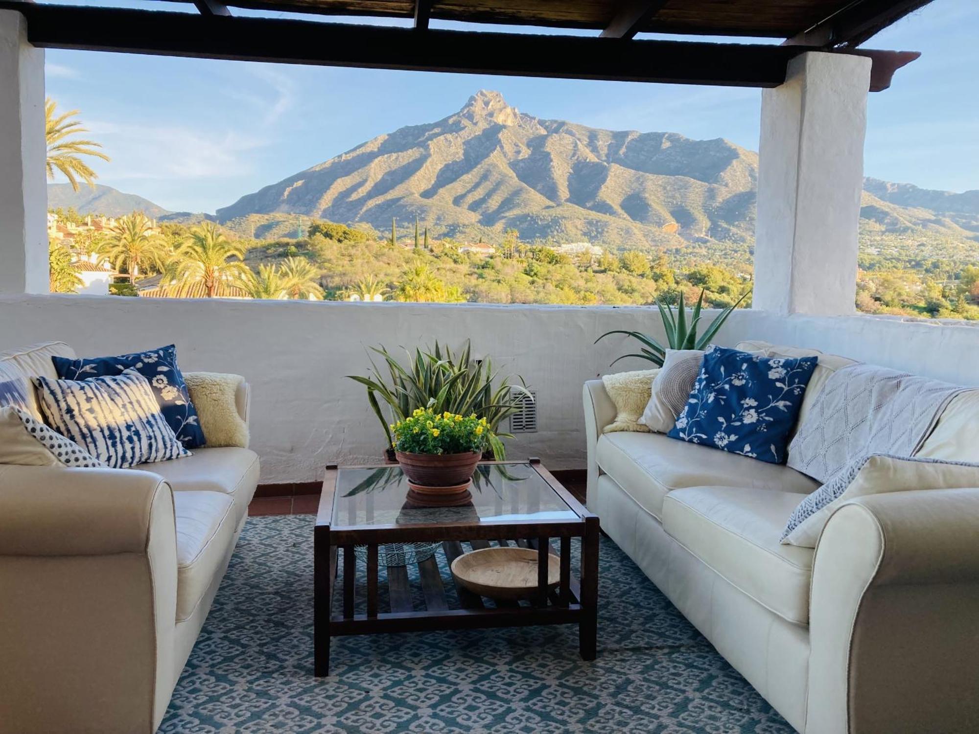 Las Lomas - Pool, Terrace & View Marbella Bagian luar foto