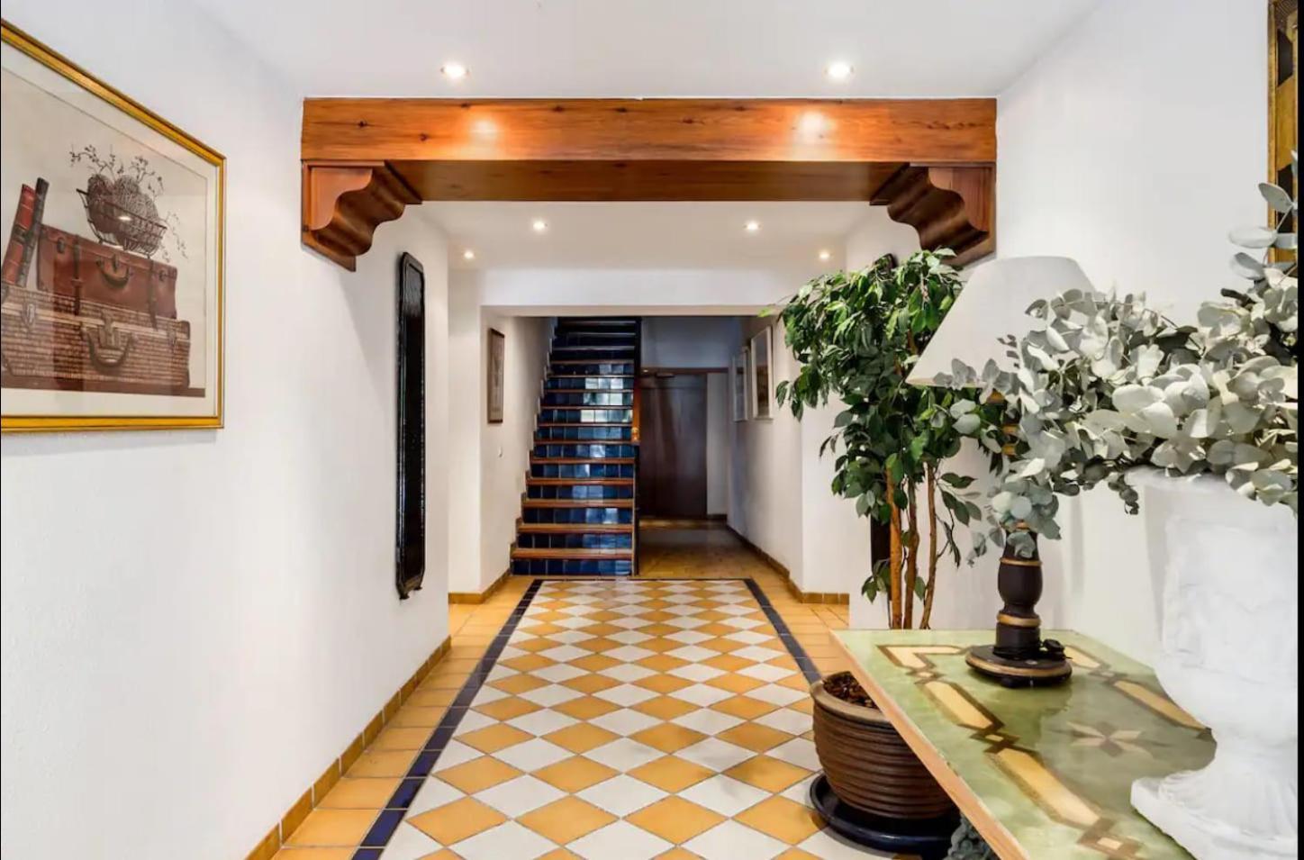 Las Lomas - Pool, Terrace & View Marbella Bagian luar foto