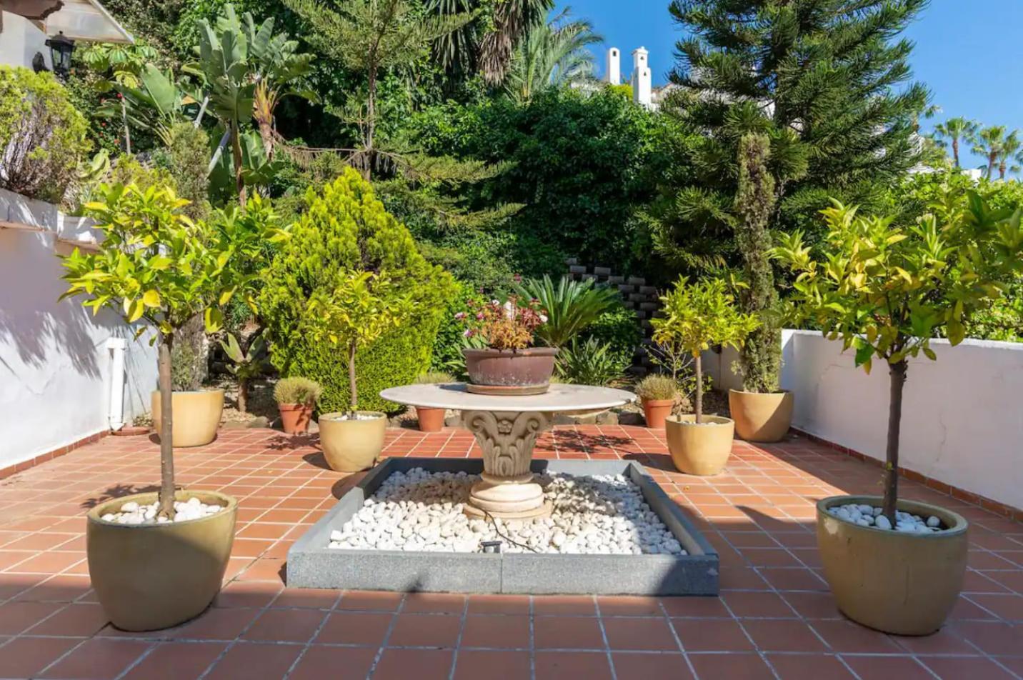 Las Lomas - Pool, Terrace & View Marbella Bagian luar foto